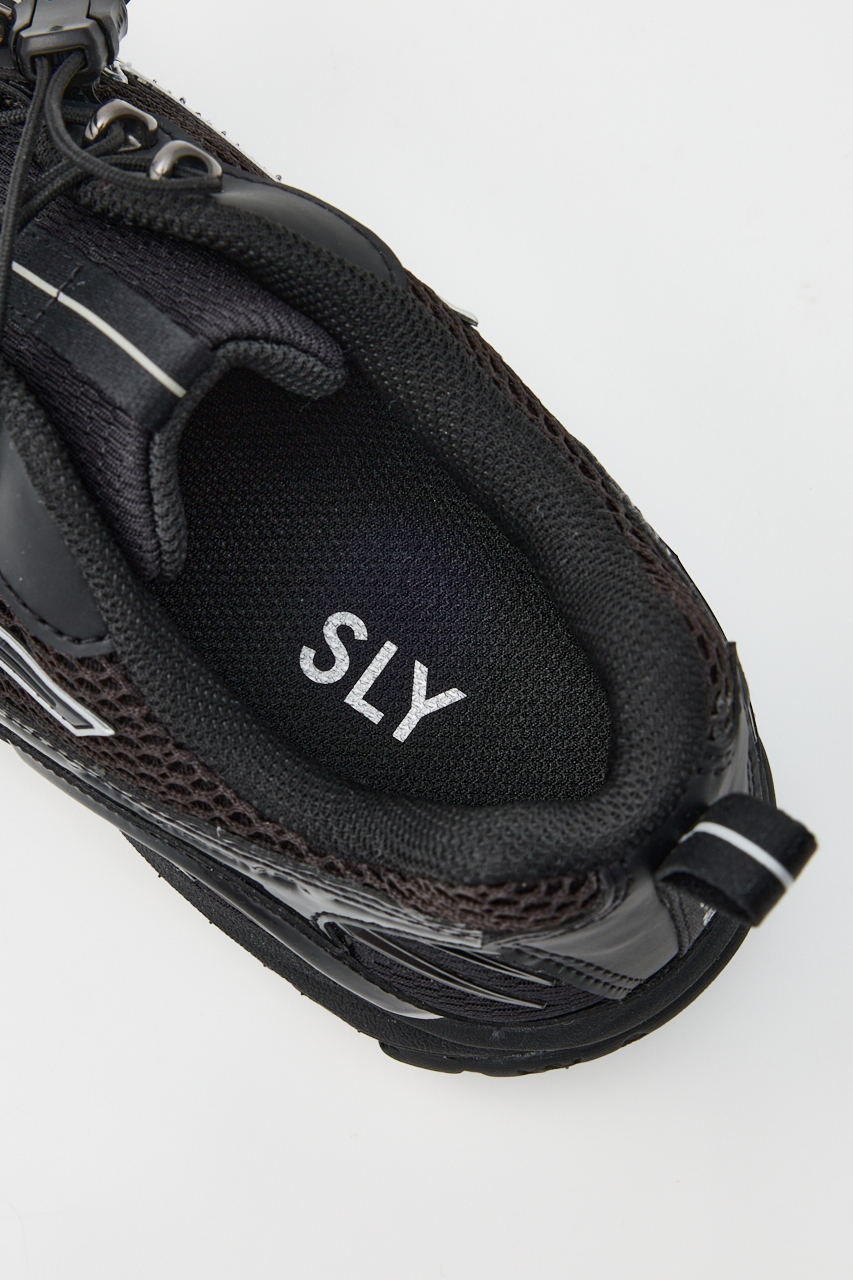 【2025年 9/5 & 9/18 & 9/19 発売】Mizuno × SLY WAVE RIDER 10 (ミズノ スライ ウェーブ ライダー) [D1GD2508-01]