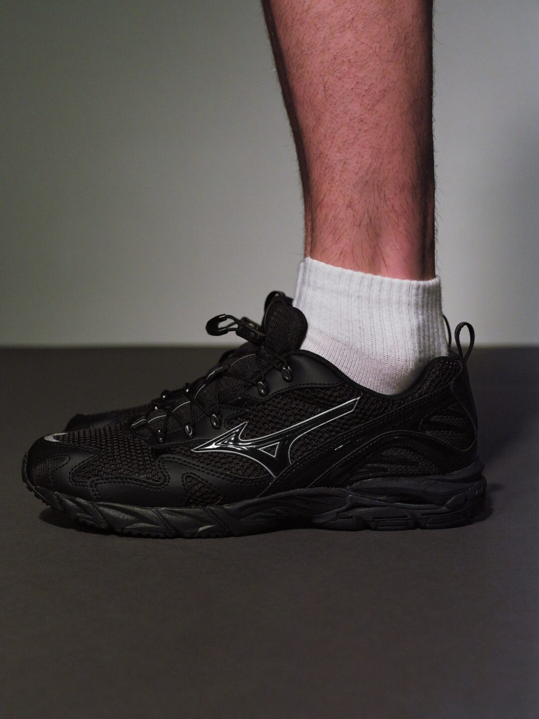 【2025年 9/5 & 9/18 & 9/19 発売】Mizuno × SLY WAVE RIDER 10 (ミズノ スライ ウェーブ ライダー) [D1GD2508-01]