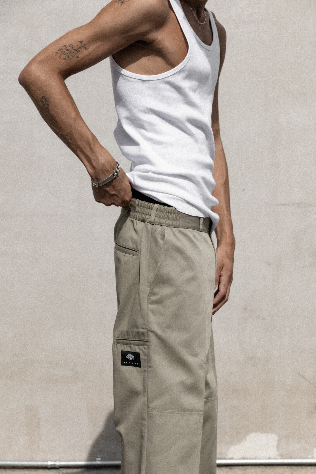 Dickies × STAMPD “DOUBLE KNEE LOOSE FIT PANTS”が2025年 8/12 発売 (ディッキーズ スタンプド “ダブル ニー ルーズフィット パンツ”)