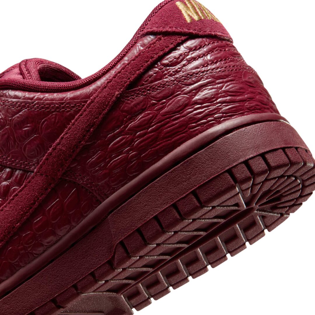 【2025年 秋 発売予定】NIKE W DUNK LOW SS “Crocodile/Team Red” (ナイキ ダンク ロー “クロコダイル/チームレッド”) [HV4388-600]