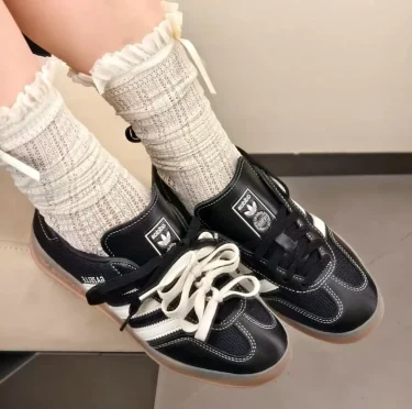 【2025年 発売】adidas Originals W GAZELLE INDOOR “Core Black/Off White/Magic Beige” (アディダス オリジナルス ガゼル インドア “ブラック/ホワイト/ベージュ”) [JQ7084]