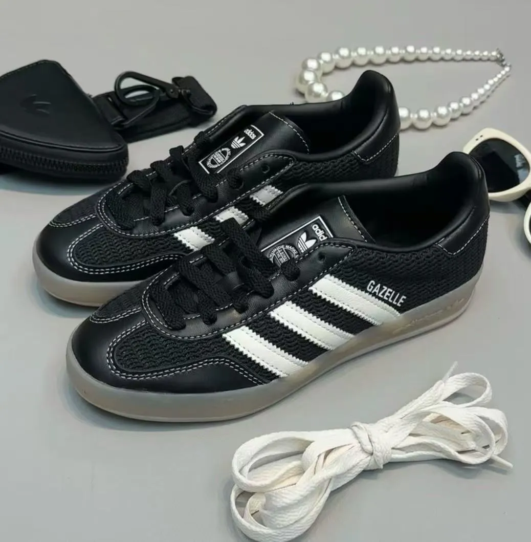 【2025年 発売】adidas Originals W GAZELLE INDOOR “Core Black/Off White/Magic Beige” (アディダス オリジナルス ガゼル インドア “ブラック/ホワイト/ベージュ”) [JQ7084]