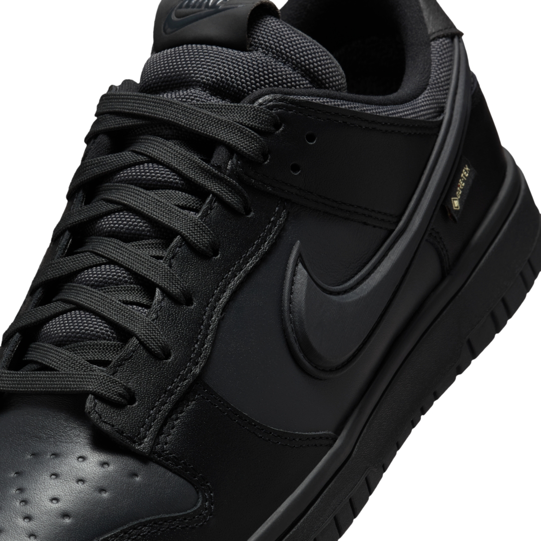 【2025年 発売予定】NIKE DUNK LOW GORE-TEX “Triple Black” (ナイキ ダンク ロー ゴアテックス “トリプルブラック”) [HQ2053-001]