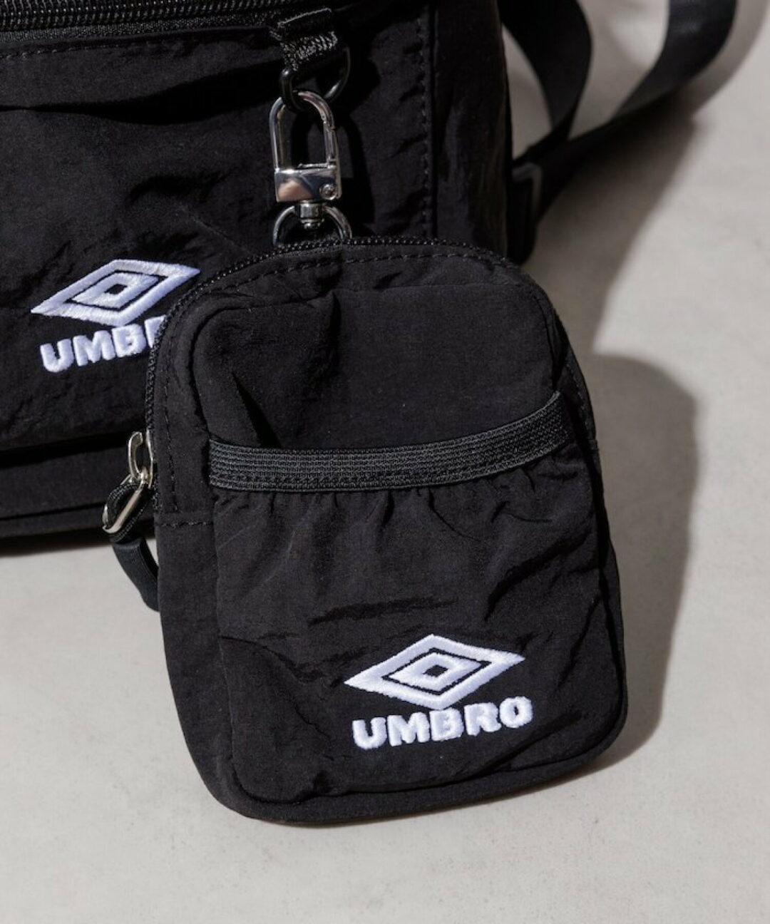 FREAK’S STORE × UMBRO 2025 FW 別注 “ポーチ付き 巾着バッグ” (フリークスストア アンブロ)