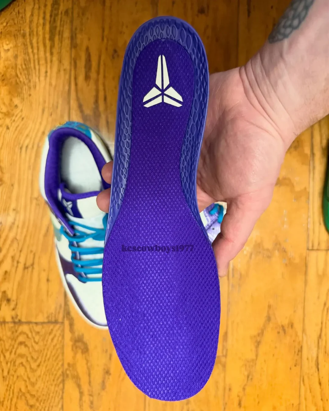 【2026年 夏 発売予定】Kobe Bryant × NIKE DUNK LOW PROTRO “Draft Day” (コービー・ブライアント ナイキ ダンク ロー プロトロ “ダーティーデイ”) [IM0586-500]