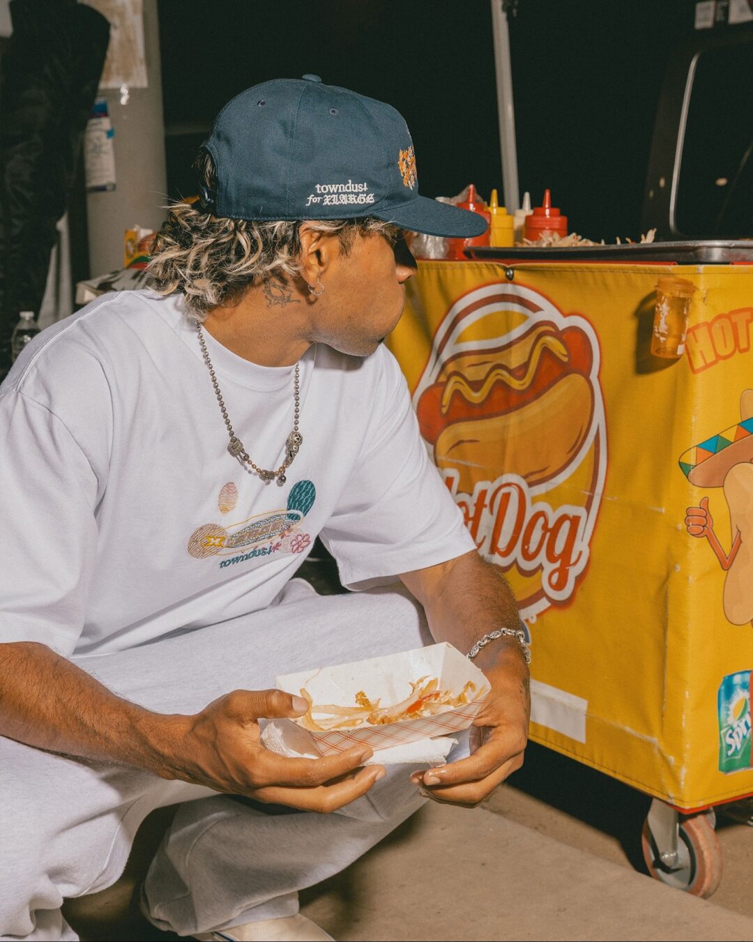 XLARGE × towndust 2025 FW 最新コラボが8/30 発売 ​(エクストララージ タウンダスト)