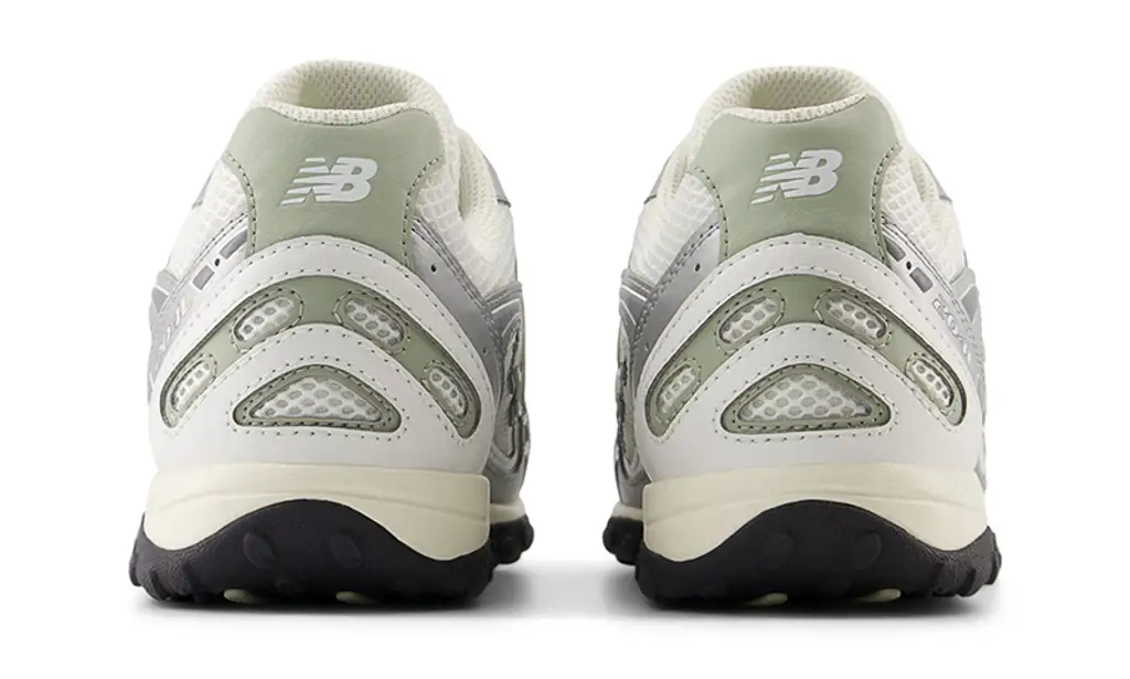 【2025年 発売予定】New Balance U204L SWB “Silver Metallic/Green” (ニューバランス) [U204LSWB]