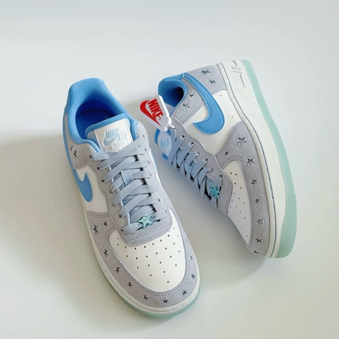 【2025年 発売】NIKE AIR FORCE 1 LOW “Starstruck/Ice Blue” (ナイキ エア フォース 1 ロー “ベルベットブラウン”) [HQ8051-400]
