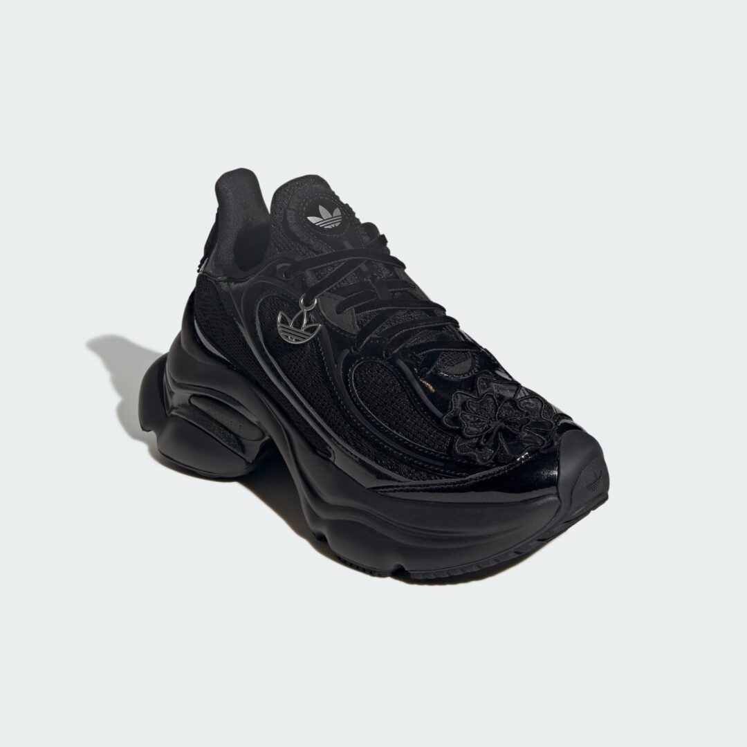 【2025年 8/22 発売】adidas Originals OZVENUZ “Core Black/Silver Metallic” (アディダス オリジナルス オズヴェヌズ “ブラック/シルバー”) [JQ2116]