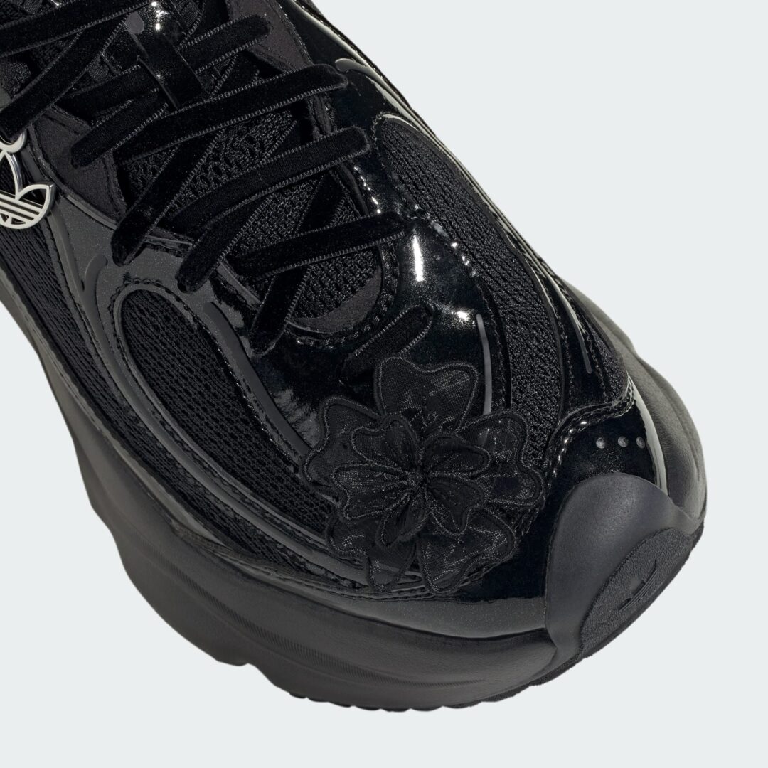 【2025年 8/22 発売】adidas Originals OZVENUZ “Core Black/Silver Metallic” (アディダス オリジナルス オズヴェヌズ “ブラック/シルバー”) [JQ2116]