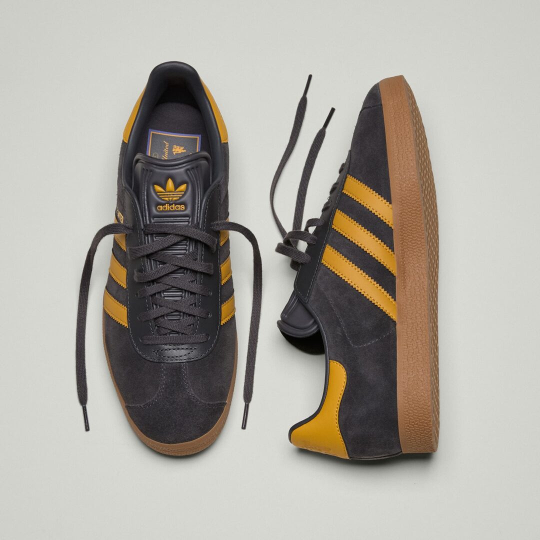 【2025年 8/8 発売予定】Manchester United × adidas Originals GAZELLE “2025-2026 Third Jersey” (マンチェスター・ユナイテッド アディダス オリジナルス サンバ "サードジャージ") [JR1410]