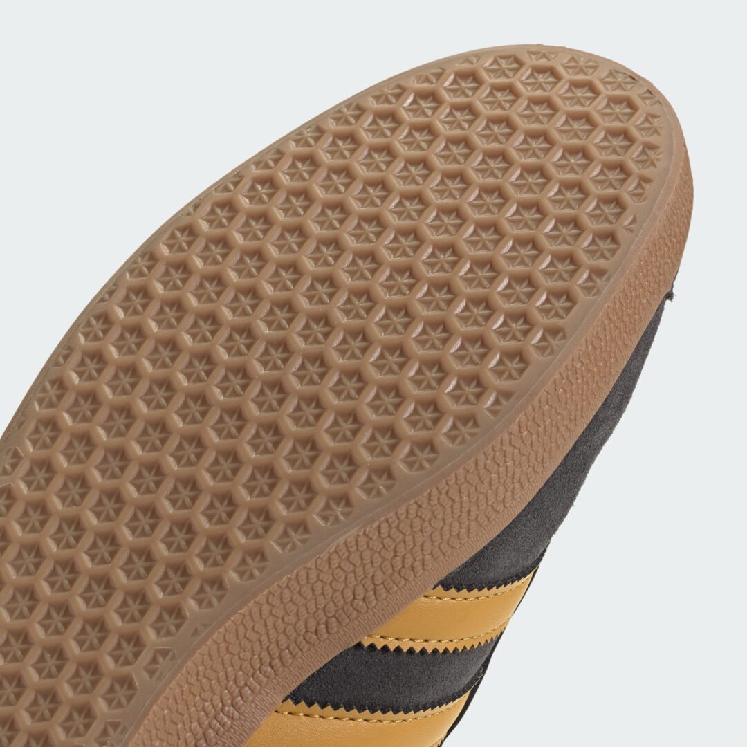 【2025年 8/8 発売予定】Manchester United × adidas Originals GAZELLE “2025-2026 Third Jersey” (マンチェスター・ユナイテッド アディダス オリジナルス サンバ “サードジャージ”) [JR1410]