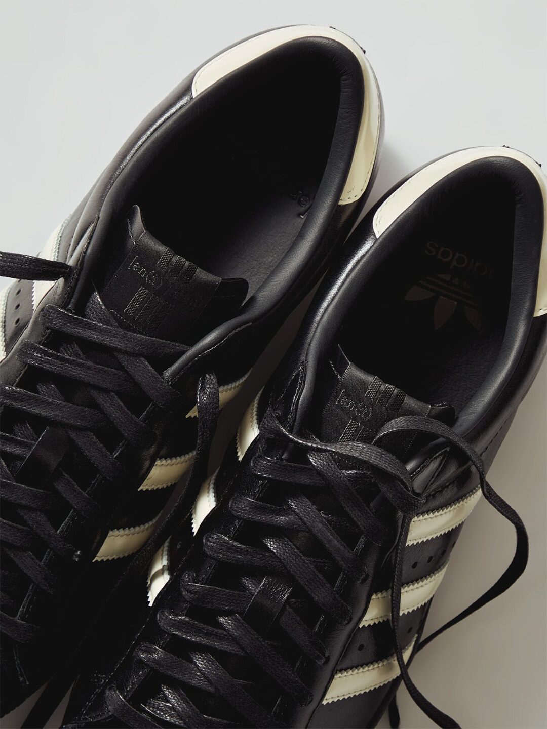 【2025年 8/25 & 8/31 発売予定】KITH × adidas Originals SUPERSTAR “Black Tie 2.0” (キス アディダス オリジナルス スーパースター “ブラックタイ”) [IH4565]
