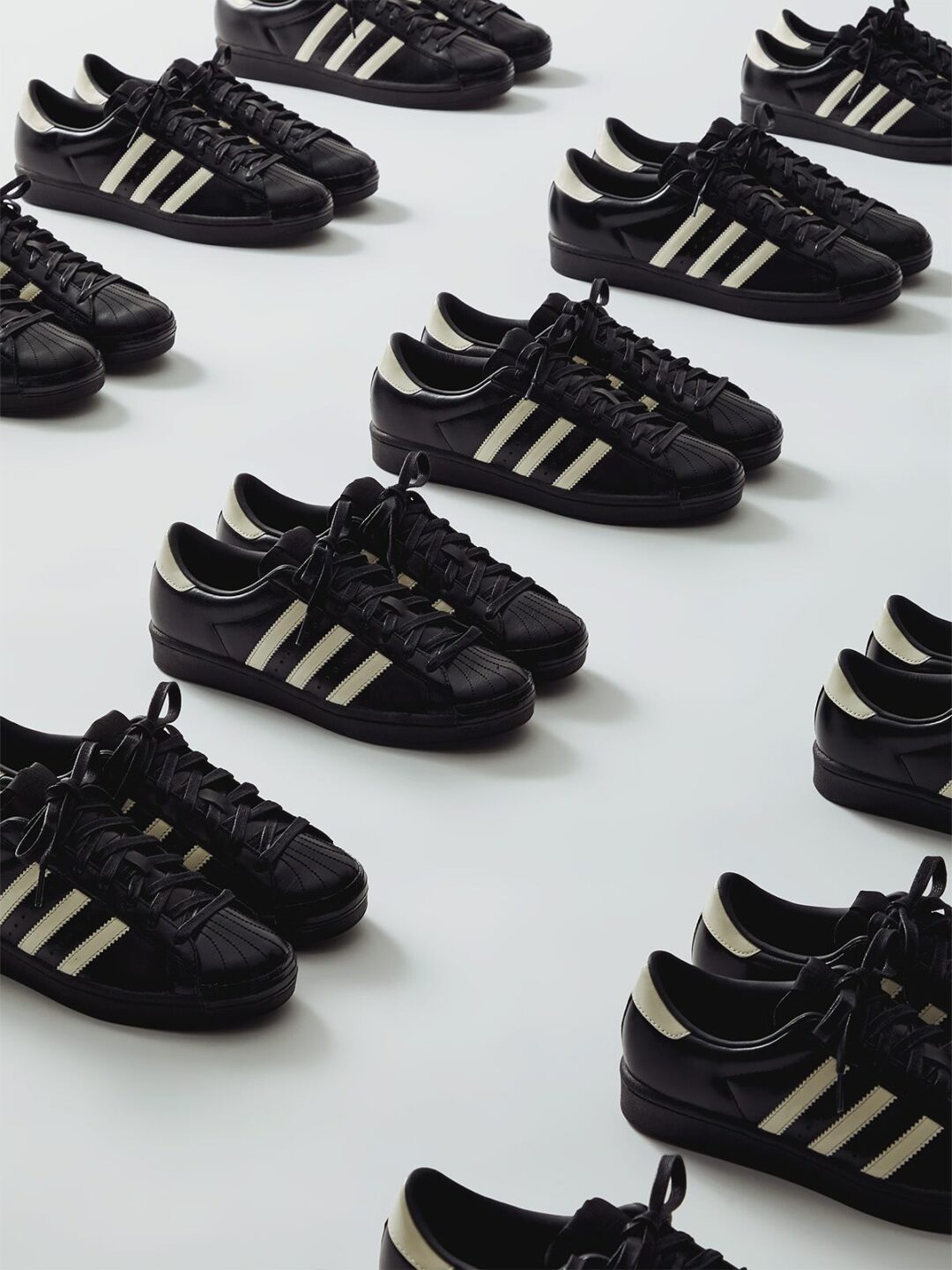 【2025年 8/25 & 8/31 発売予定】KITH × adidas Originals SUPERSTAR “Black Tie 2.0” (キス アディダス オリジナルス スーパースター “ブラックタイ”) [IH4565]