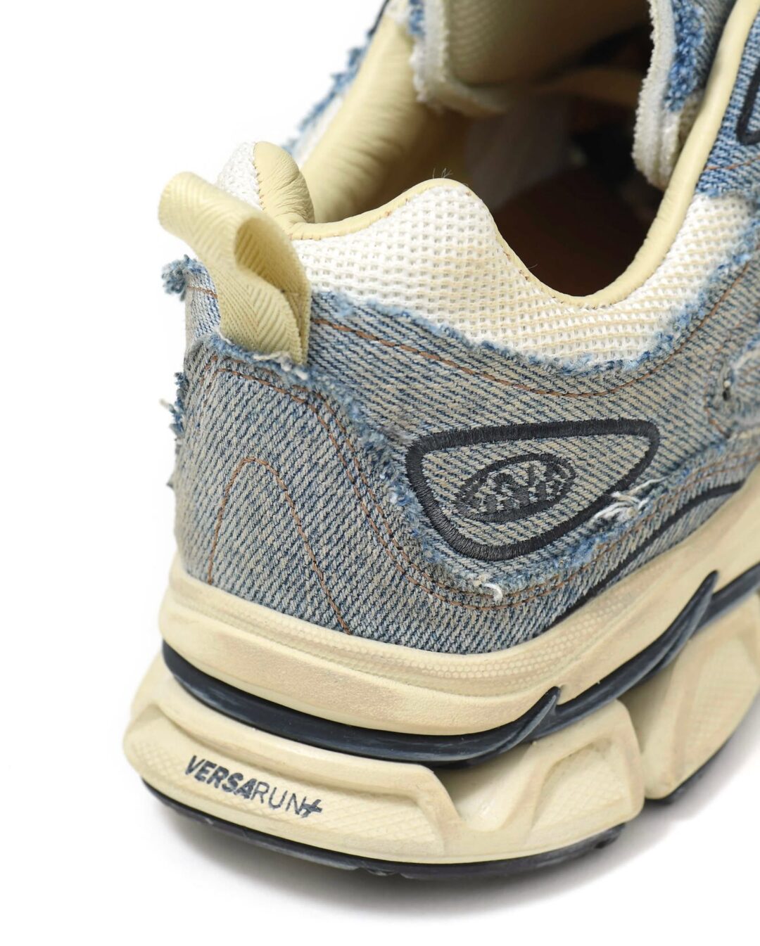 Lee x Saucony 2025 FW COLLECTIONが海外発売 (リー サッカニー)