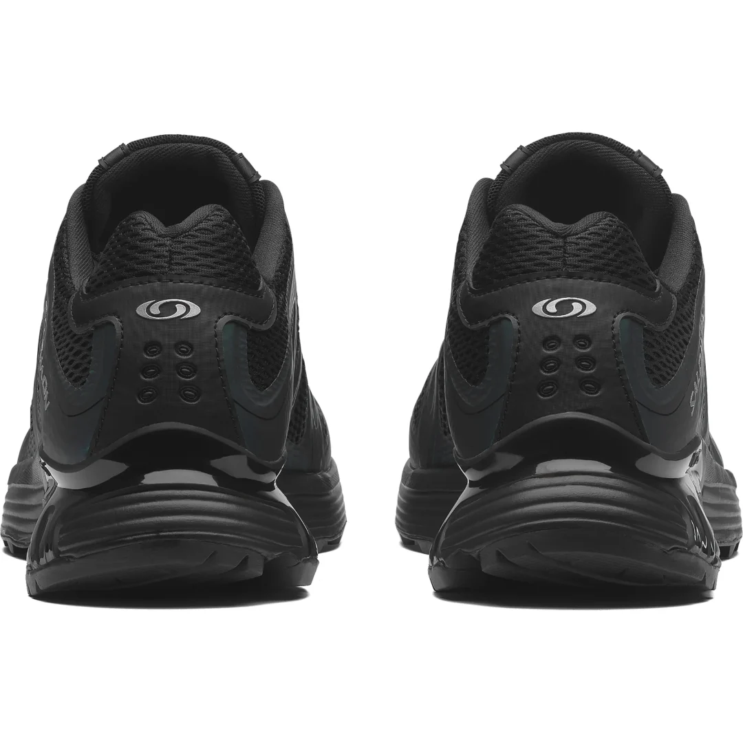 【2025年 発売】Salomon XT-WHISPER VOID “Black/Silver Metallic” (エンド サロモン “ブラック/シルバー”) [L47875500]