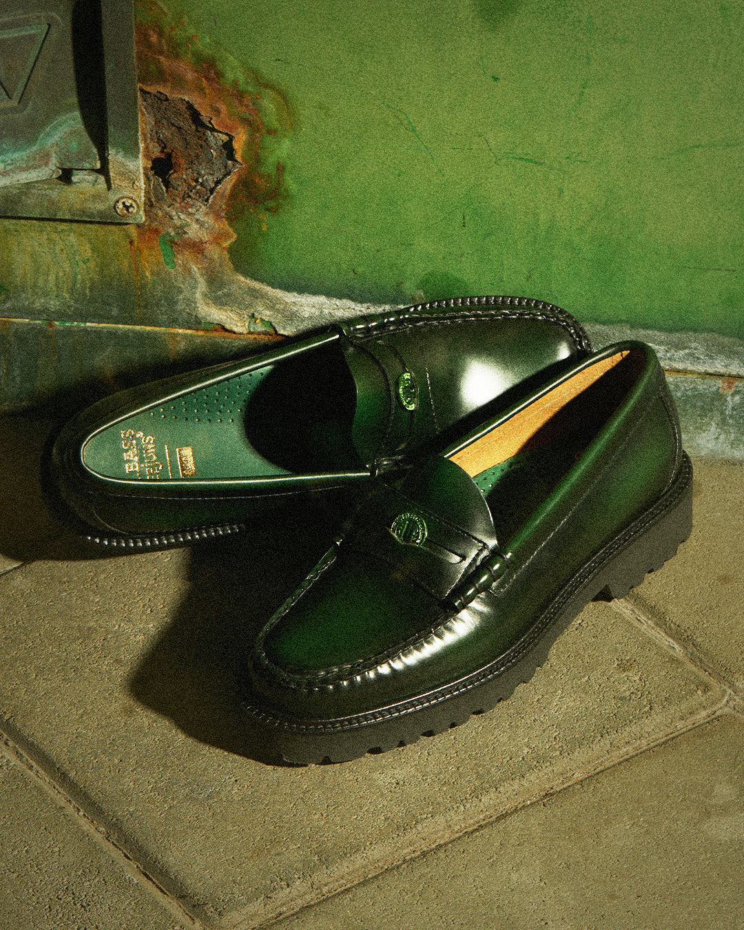 HUF × 名作コインローファーを世に生み出したG.H.BASS コラボが2025年 8/29 発売 (ジーエイチバス ハフ)
