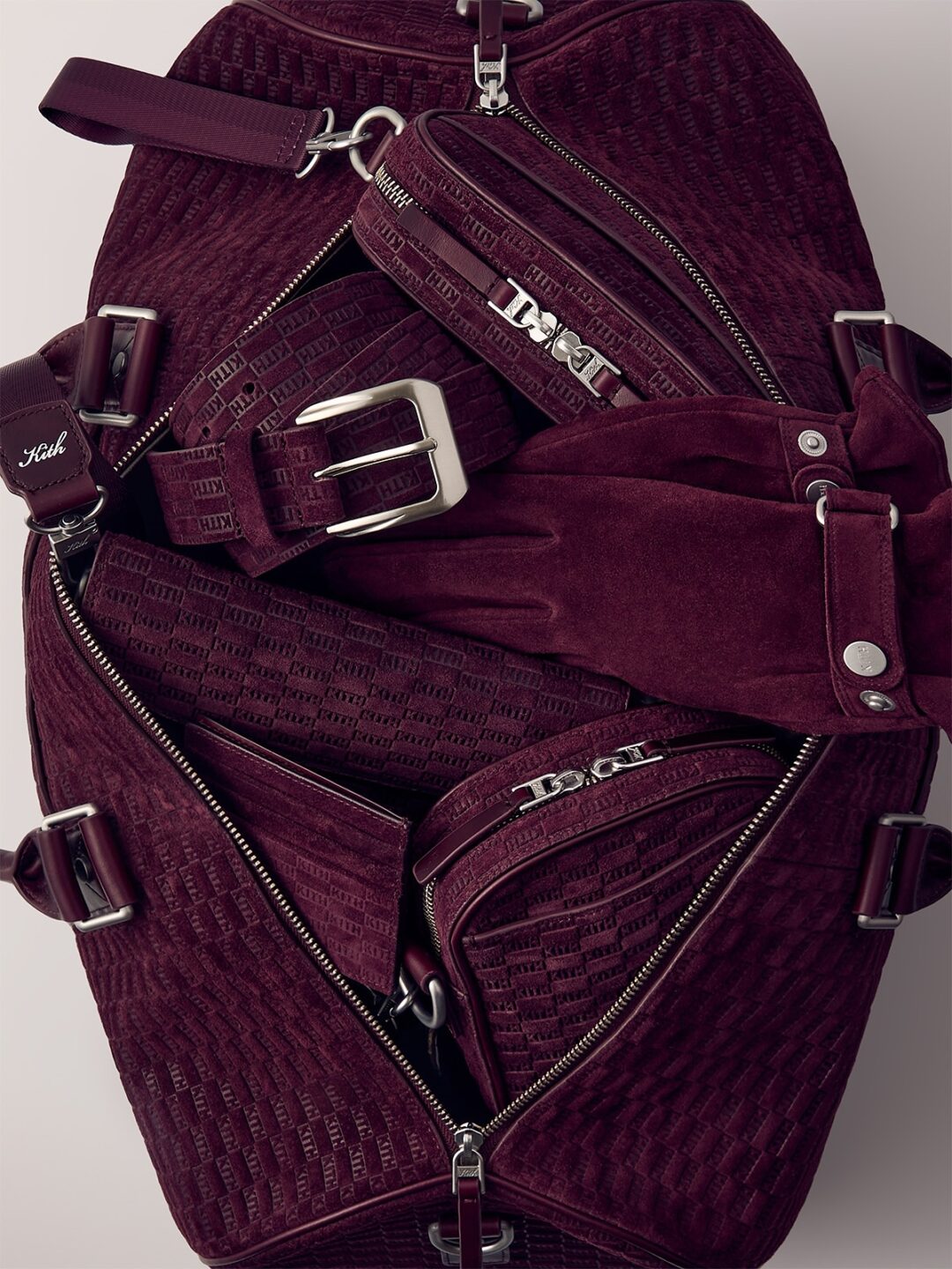【Kith Suede Monogram】MONDAY PROGRAMが国内 2025年 8/18 発売 (キス マンデー プログラム)