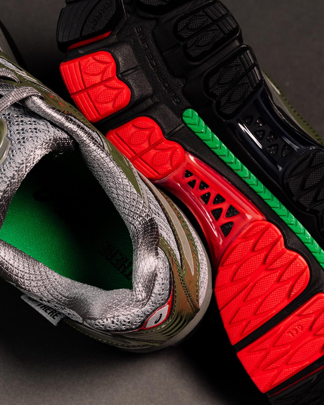 【国内 2025年 10/11 発売】UP THERE × ASICS GEL-KAYANO 12.1 (アップゼア アシックス ゲルカヤノ) [1203A869.021]