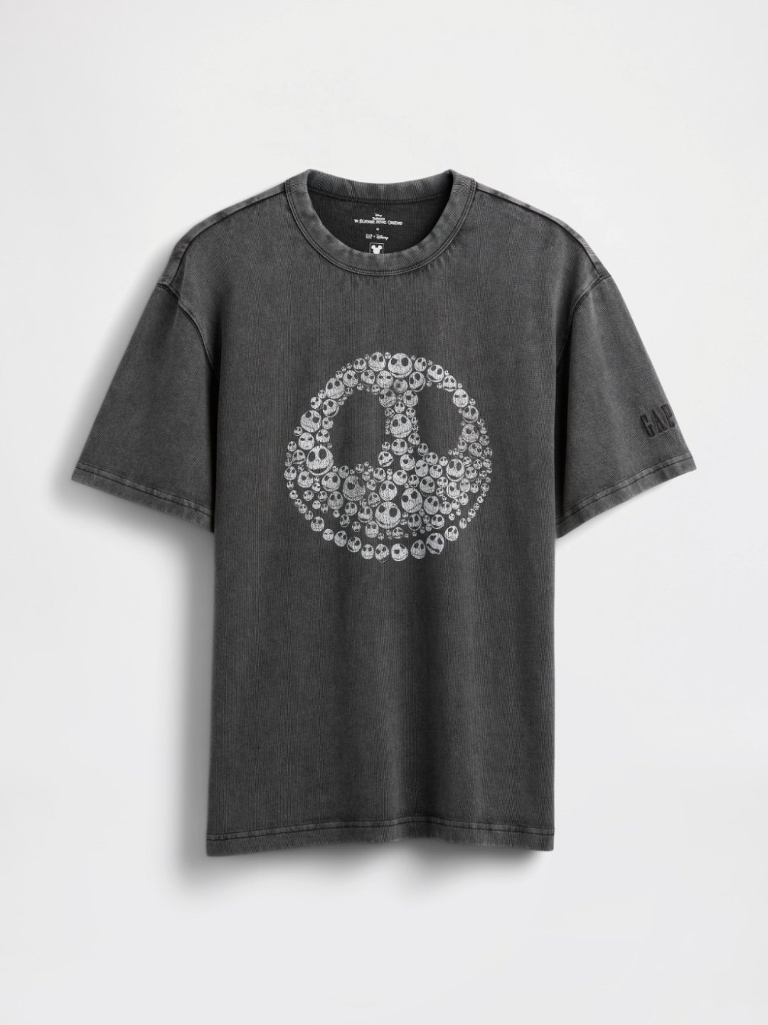 Gap × Disney コレクションからティム・バートンの 「ナイトメアー・ビフォア・クリスマス」が2025年 9/10 発売 (ギャップ ディズニー The Nightmare Before Christmas)