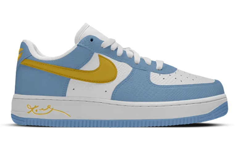 【2026年 春 発売予定】Kobe Bryant × NIKE AIR FORCE 1 LOW PROTRO QS “Work Blue” (コービー・ブライアント ナイキ エア フォース 1 ロー プロトロ “ワークブルー”) [IM0583-400]