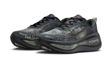 【2025年 10/1 発売】NIKE VOMERO PLUS “Anthracite/Oatmeal” (ナイキ ボメロ プラス “アンスラサイト/オートミール”) [IM6776-060]