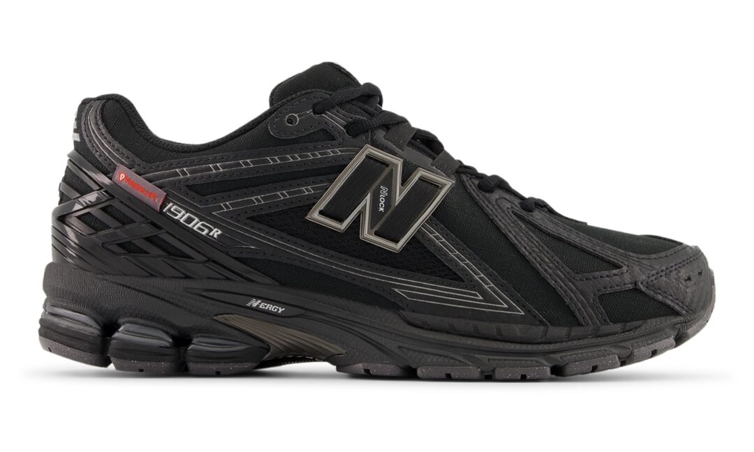 【海外発売】New Balance U1906 ROE “Black/Silver Metallic” (ニューバランス) [U1906ROE]