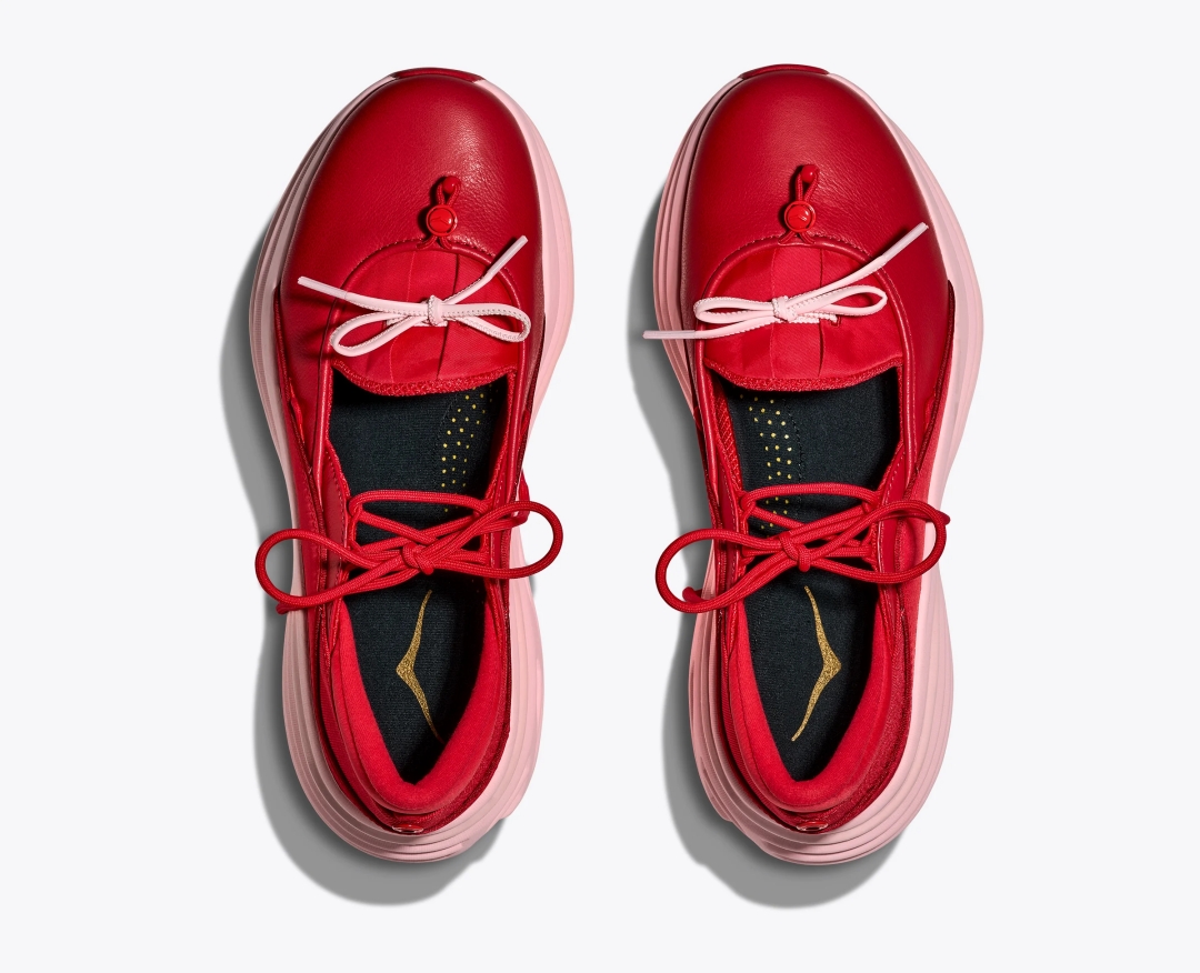 【2025年 10月 発売予定】HOKA BONDI MARY JANE “Black/Cerise” (ホカ ボンダイ メリージェーン) [1171546-BBLC/1171546-CRSRS]