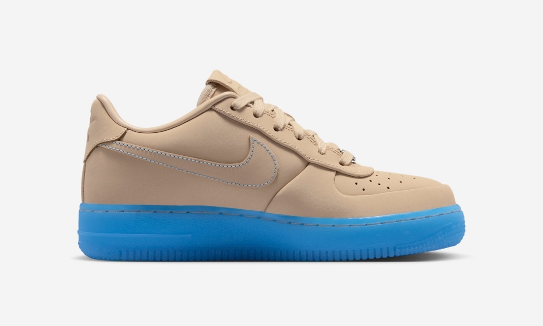 【2025年末 発売予定】Kobe Bryant × NIKE AIR FORCE 1 LOW PROTRO QS “Linen/University Blue” (コービー・ブライアント ナイキ エア フォース 1 ロー プロトロ “リネン/ユニバーシティブルー”) [IH1018-200]
