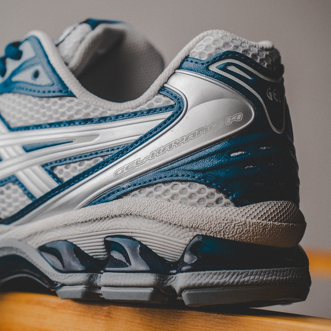 【2025年 発売】ASICS GEL-KAYANO 14 “Glacier Grey/Pure Silver” (アシックス ゲルカヤノ 14) [1203A537.021]