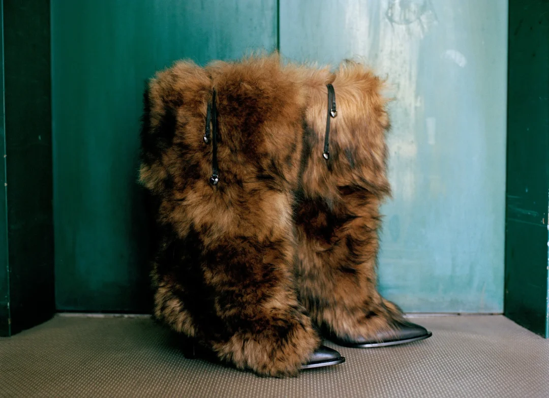 UGG × AMBUSH コラボレーション第2弾となる2025年秋冬コレクションが2024年 9/12 発売 (アグ アンブッシュ)