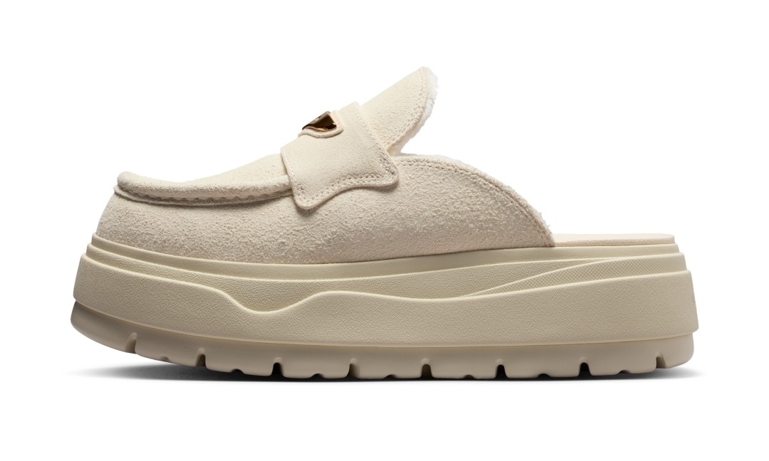 【2025年 9/27 発売】NIKE W AIR JORDAN Loafer Mule “Soft Pearl/Metallic Gold” (ナイキ エア ジョーダン ローファー ミュール “ソフトパール/メタリックゴールド”) [IM6663-071]