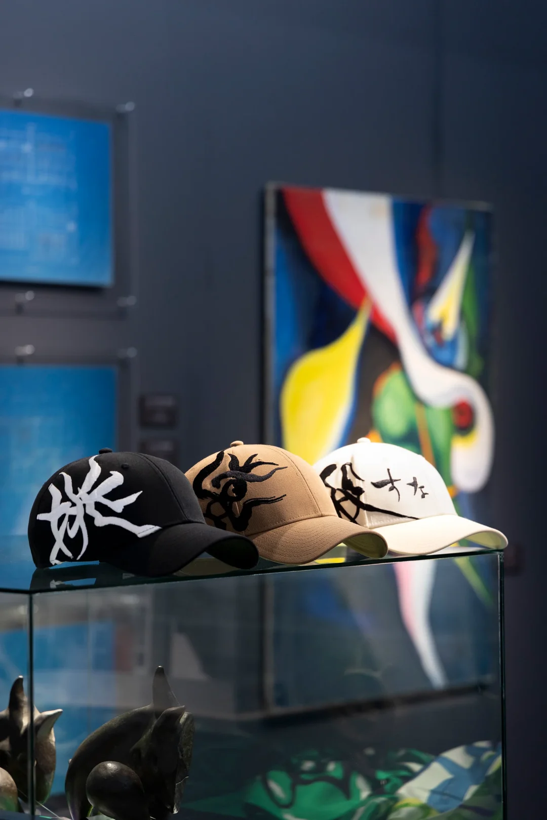 岡本太郎 × New Era コラボが2025年 10/9 発売 (Taro Okamoto ニューエラ)