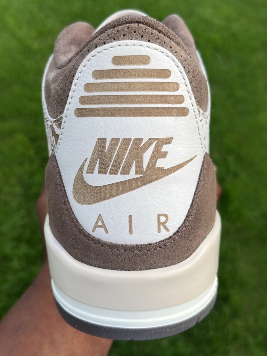 【2026年 8/22 発売予定】NIKE AIR JORDAN 3 RETRO “Laser” (ナイキ エア ジョーダン “レーザー”) [JA1369-001]