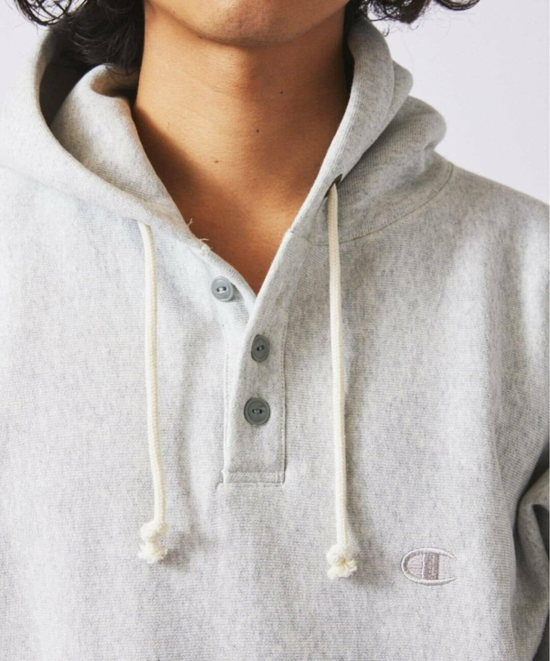 Champion × JOURNAL STANDARD relume 2025 FW 別注 R/W エルボーパッチ ヘンリーネックパーカーが11月下旬 発売 (チャンピオン ジャーナルスタンダード)
