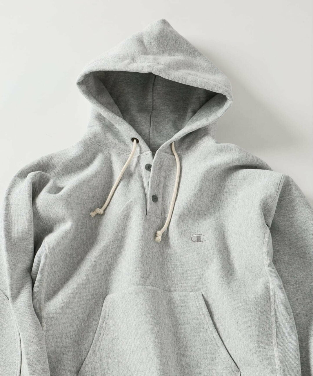 Champion × JOURNAL STANDARD relume 2025 FW 別注 R/W エルボーパッチ ヘンリーネックパーカーが11月下旬 発売 (チャンピオン ジャーナルスタンダード)
