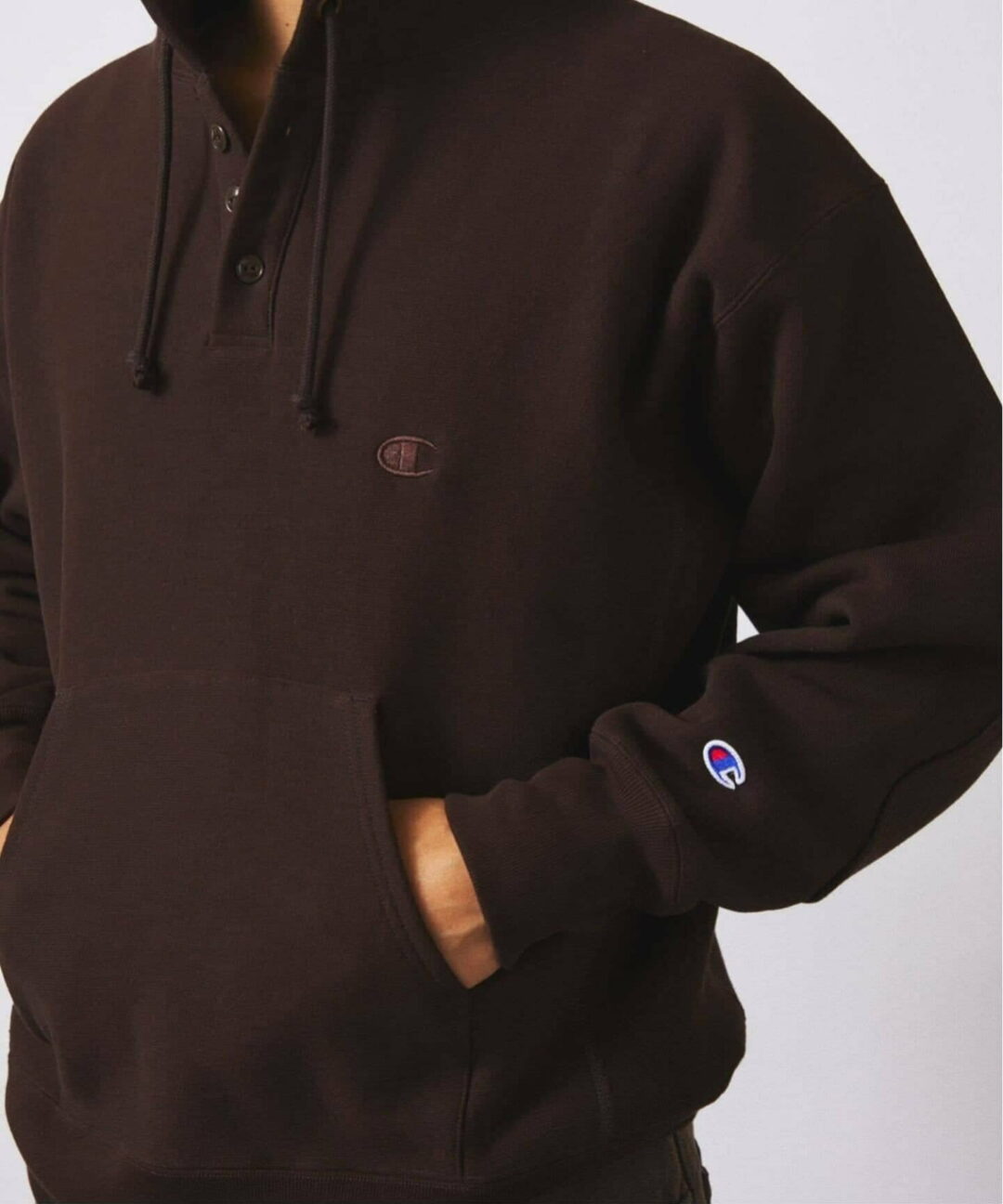 Champion × JOURNAL STANDARD relume 2025 FW 別注 R/W エルボーパッチ ヘンリーネックパーカーが11月下旬 発売 (チャンピオン ジャーナルスタンダード)