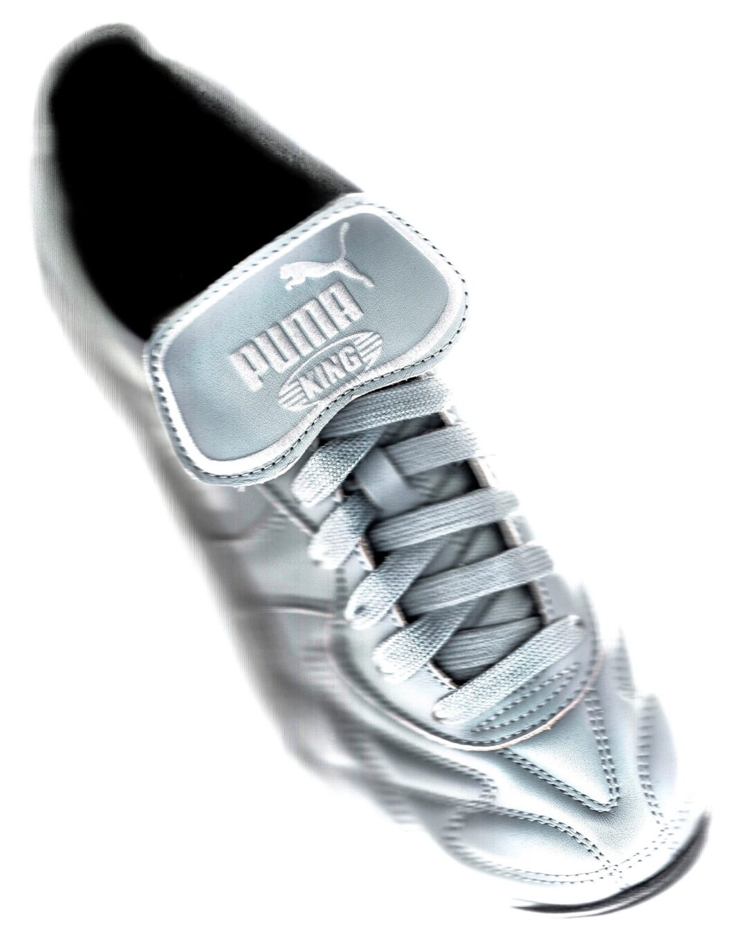 【2025年 9/27 発売】PUMA KING INDOOR × NVLCRK × atmos (プーマ キング インドア ニベルクラック アトモス) [404819-01]