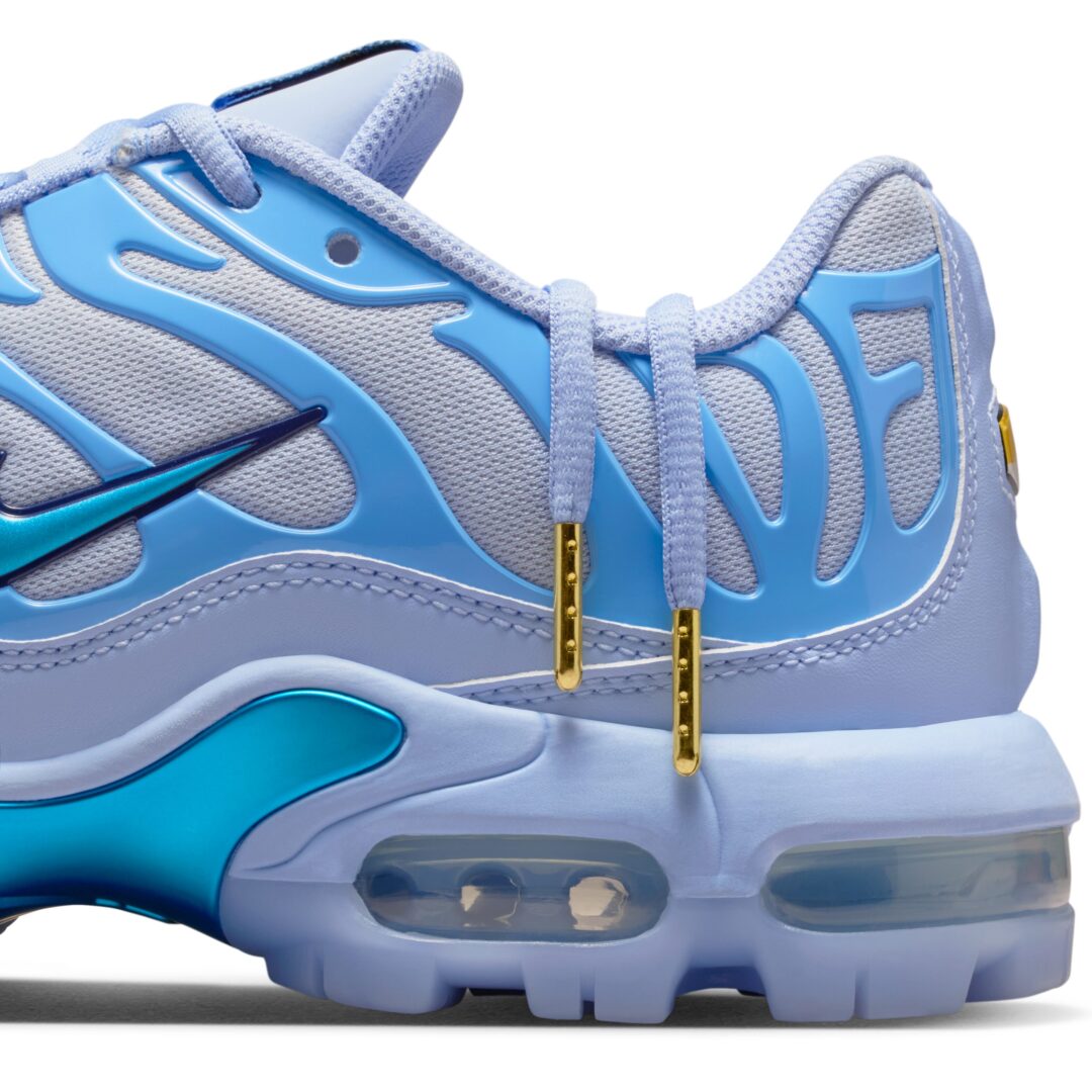 【2025年 10/2 発売】Eastside Golf x NIKE G AIR MAX PLUS “Aluminum/University Blue” (イーストサイドゴルフ ナイキ エア マックス プラス) [HV4363-400]