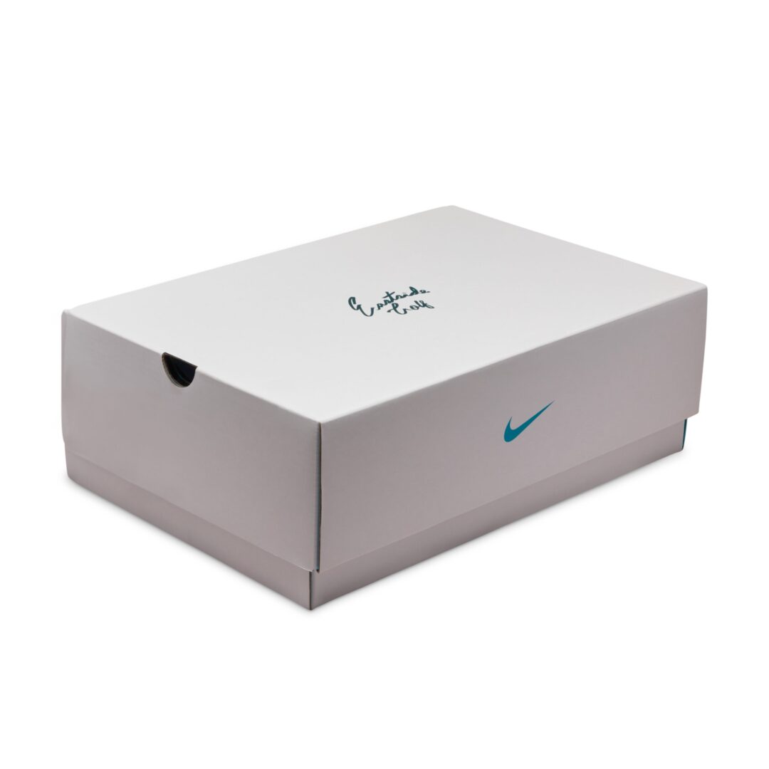 【2025年 10/2 発売】Eastside Golf x NIKE G AIR MAX PLUS “Aluminum/University Blue” (イーストサイドゴルフ ナイキ エア マックス プラス) [HV4363-400]