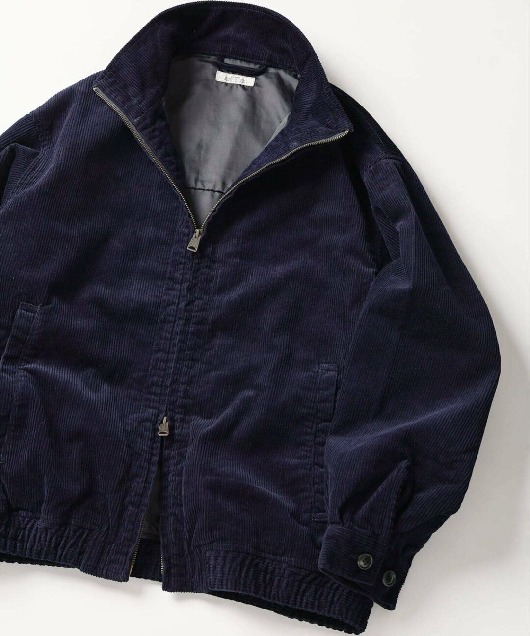 JOURNAL STANDARD relume 2025 FW “コーデュロイ スタンドカラー ジップブルゾン”が10月下旬 発売 (ジャーナルスタンダード “Corduroy Stand Collar Zip Blouson”)