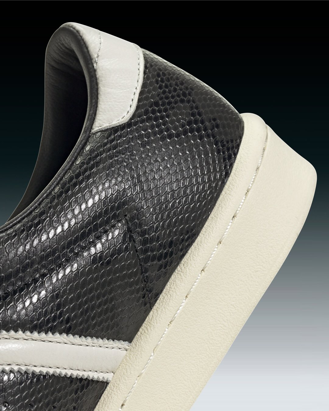 【2025年 9/23 発売】adidas Originals SUPERSTAR VINTAGE Made In Germany “Snakeskin/Black/White” (アディダス オリジナルス スーパースター ビンテージ メイド イン ジャーマニー “スネークスキン/ブラック/ホワイト”) [JR1642]