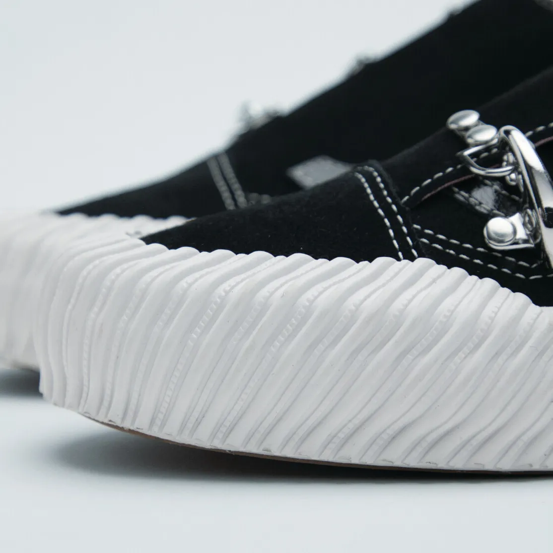 【2025年 9/5 発売】「Karina Rozunko」デザインモデル VANS PREMIUM OLD SKOOL WRAP (カリナ・ロズンコ バンズ プレミアム オールドスクール ラップ) [VN000EGXBA2]