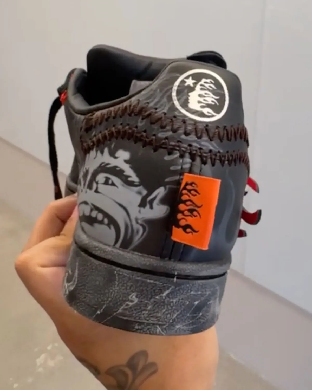 Hellstar × adidas Originals SUPERSTAR (ヘルスター アディダス オリジナルス スーパースター)