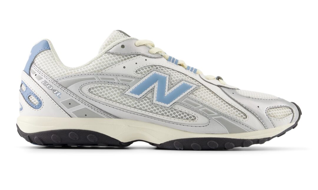【2025年 発売予定】New Balance U204L SWC “Silver Metallic/Sky” (ニューバランス) [U204LSWC]