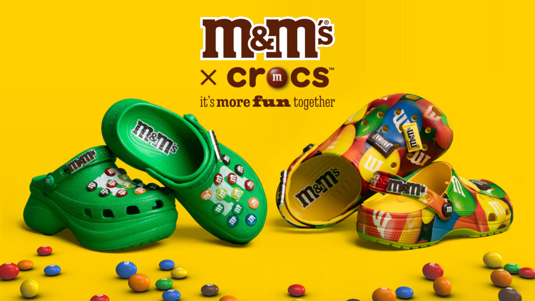 M&M’S x Crocs Classic Crogが2025年 10/10 発売 (エムアンドエムズ クロックス)