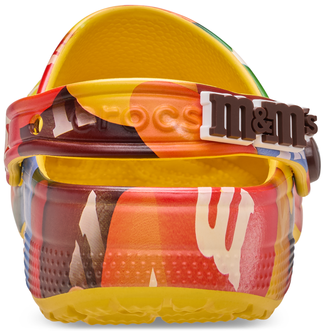M&M’S x Crocs Classic Crogが2025年 10/10 発売 (エムアンドエムズ クロックス)