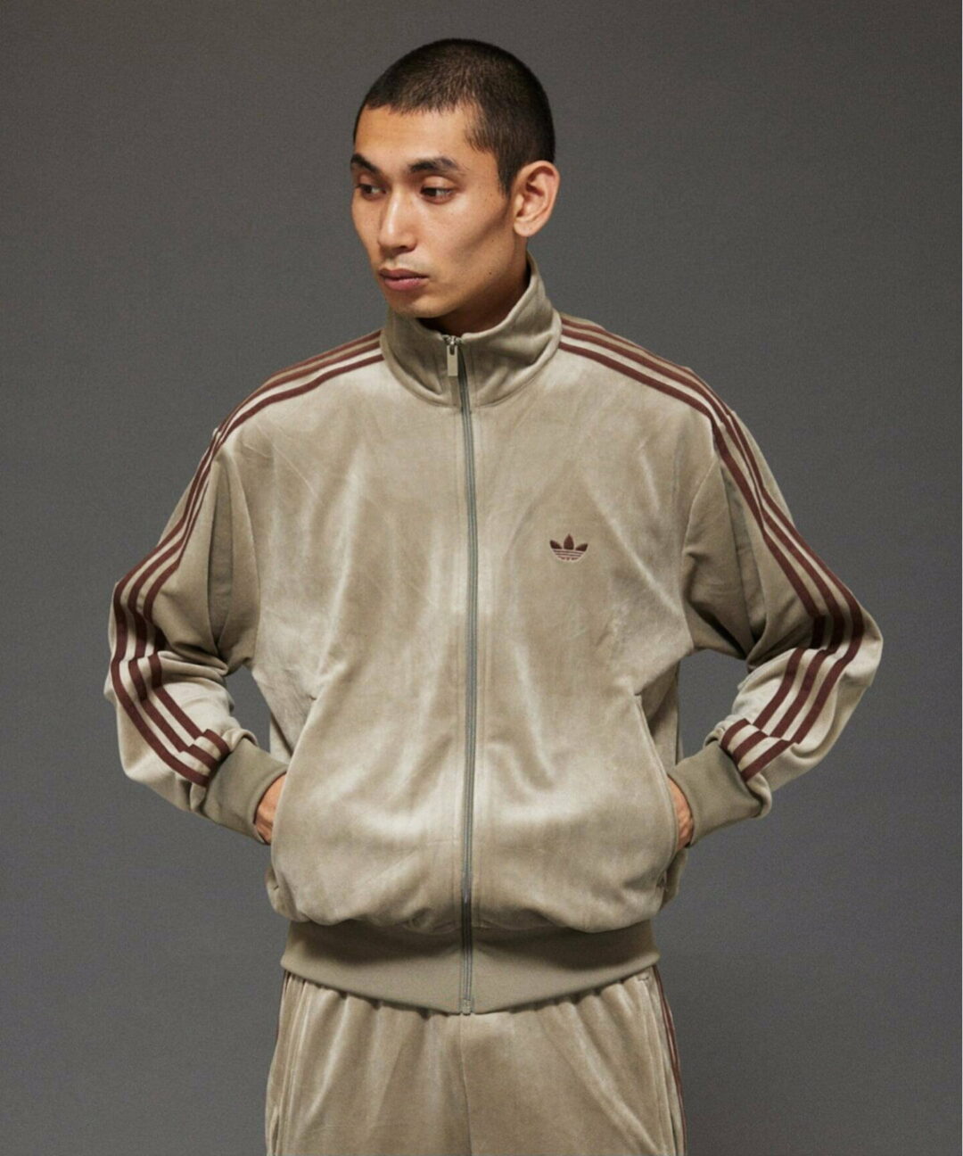 【2025年 10/9 発売】JOURNAL STANDARD × adidas Originals “TOBACCO & Track Top & Pants “Grey” (ジャーナルスタンダード アディダス オリジナルス タバコ トラックトップ & パンツ “グレー”) [HQ9177/KD9377/KD9388]