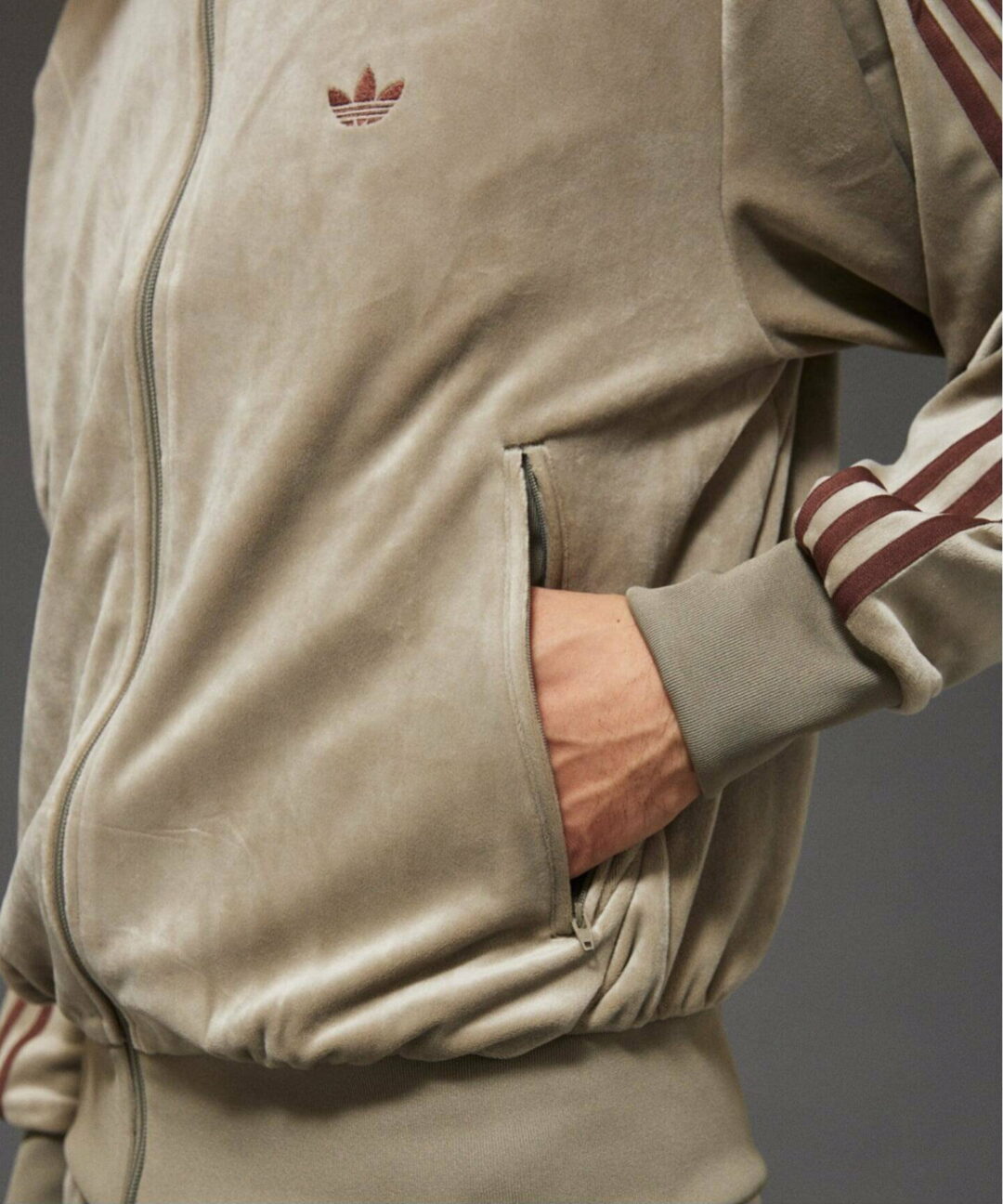 【2025年 10/9 発売】JOURNAL STANDARD × adidas Originals “TOBACCO & Track Top & Pants “Grey” (ジャーナルスタンダード アディダス オリジナルス タバコ トラックトップ & パンツ “グレー”) [HQ9177/KD9377/KD9388]