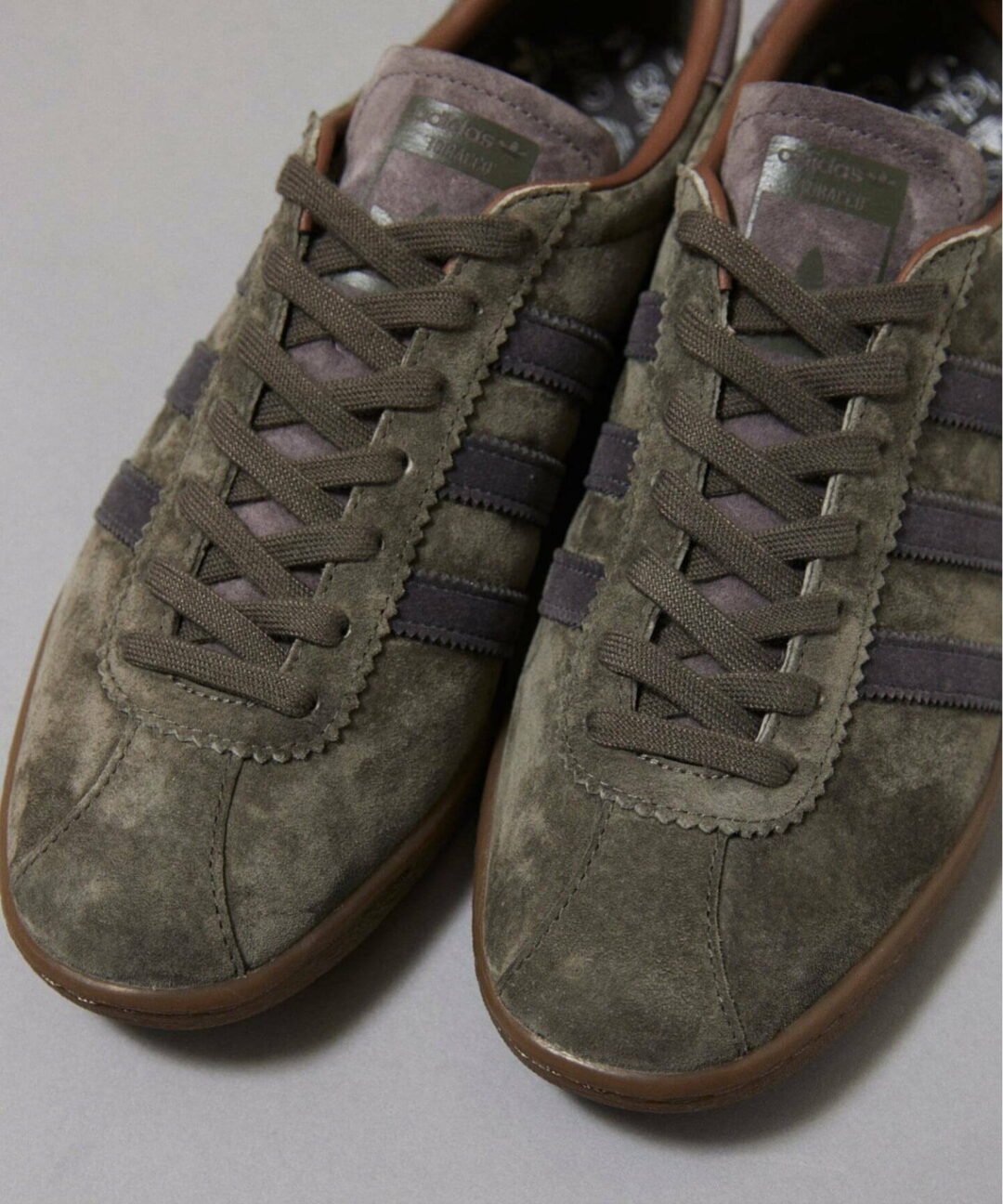 【2025年 10/9 発売】JOURNAL STANDARD × adidas Originals “TOBACCO & Track Top & Pants “Grey” (ジャーナルスタンダード アディダス オリジナルス タバコ トラックトップ & パンツ “グレー”) [HQ9177/KD9377/KD9388]